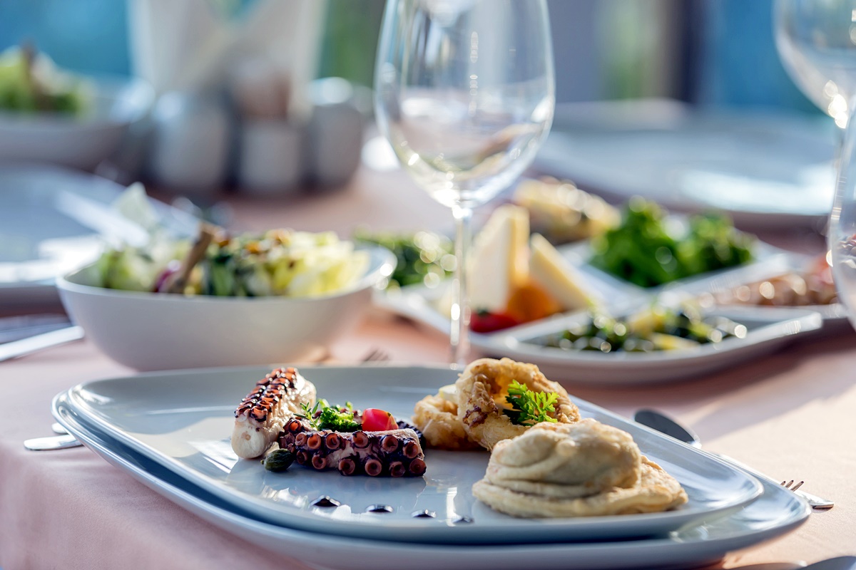 A LA CARTE